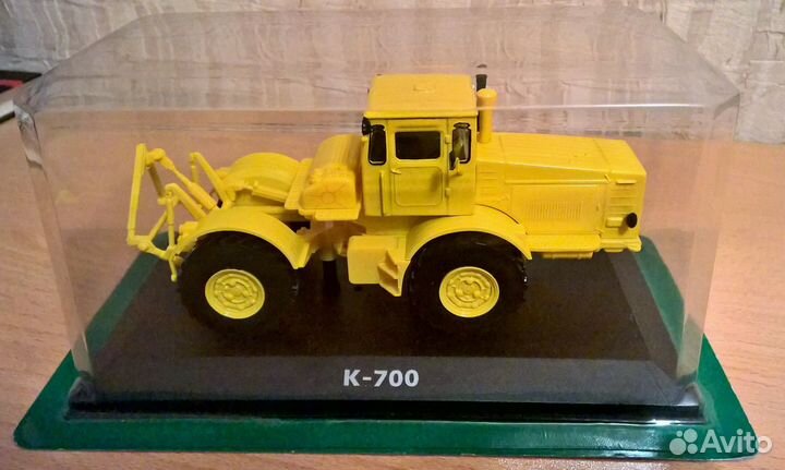 Тракторы разные модели коллекция 8 штук, новые