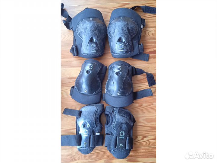 Роликовые коньки детские р.30-32, шлем, защита