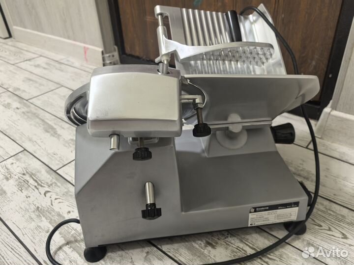 Ломтерезка слайсер