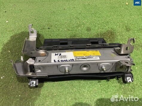 Подушка в колени Lexus NX (2014-2021)