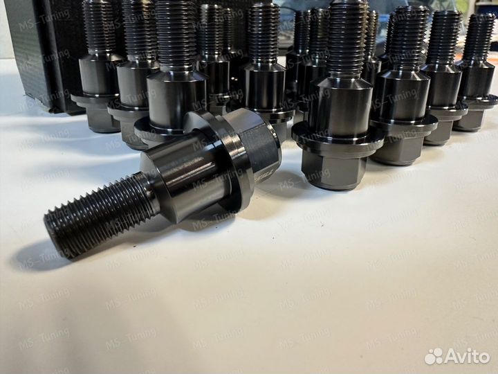 Болты Range Rover NEW L460