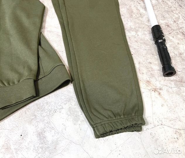 Спортивные костюмы Adidas