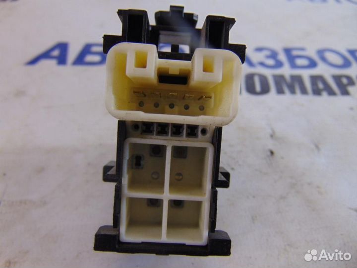 Кнопка стеклоподъемника для Toyota RAV 4 2006-201