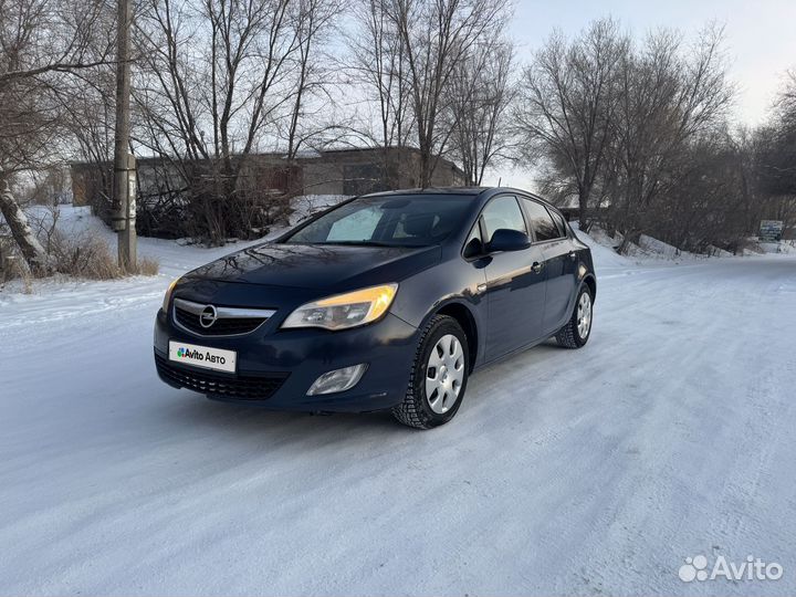 Opel Astra 1.4 AT, 2011, 230 000 км