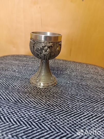 Кубок антикварный