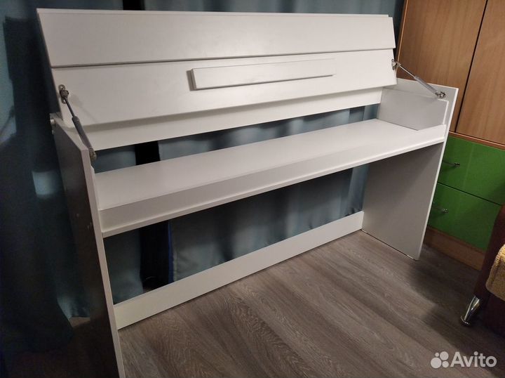 Стойка для пианино