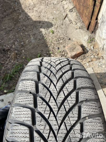 Goodyear UltraGrip Ice 2 205/55 R16 94T