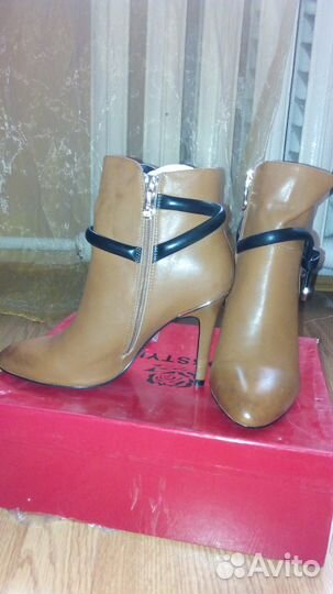 Кожаные ботильоны