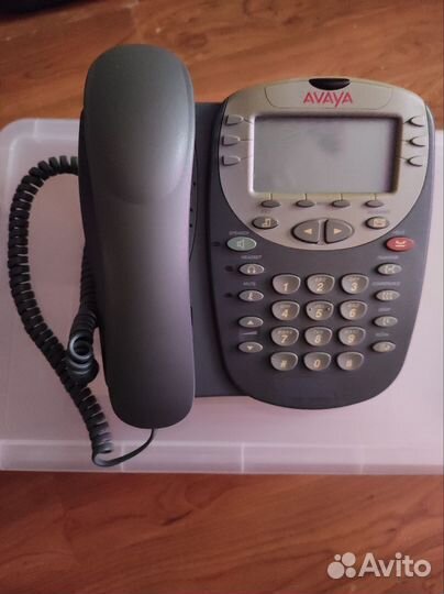 IP-Телефон Avaya 2410