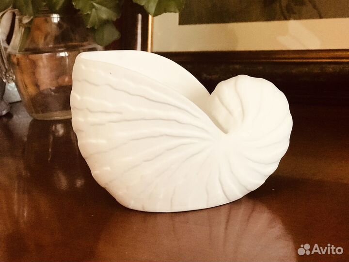 Ваза из китайского костяного фарфора