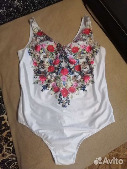 Купальник женский размер 48 50 новый