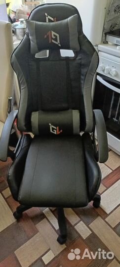 Компьютерное кресло