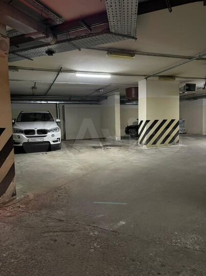 Машиноместо, 14 м²