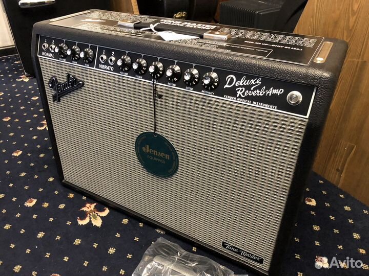 Комбоусилитель Fender Tone Master Deluxe Reverb