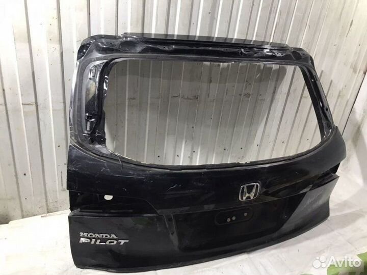 Крышка багажника Honda Pilot 2