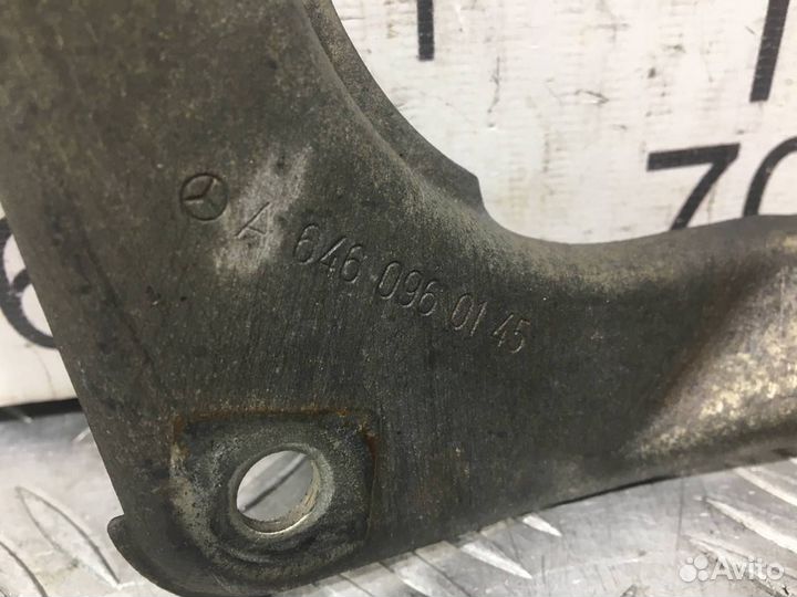 Б/У Опора турбонагнетателя#001