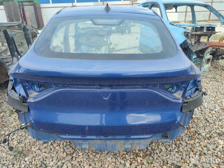 Крышка дверь багажника Рено Аркана Arkana