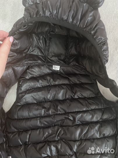 Жилет детский демисезонный с капюшоном 100 размер