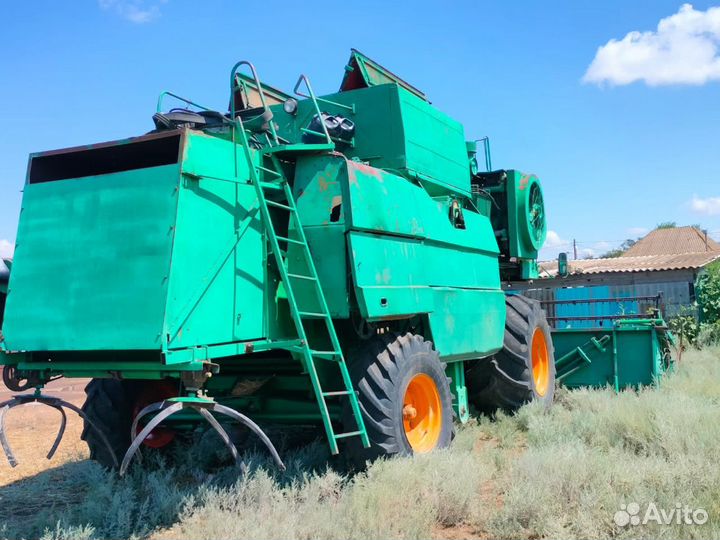 Комбайн Ростсельмаш Дон 1500А, 1991