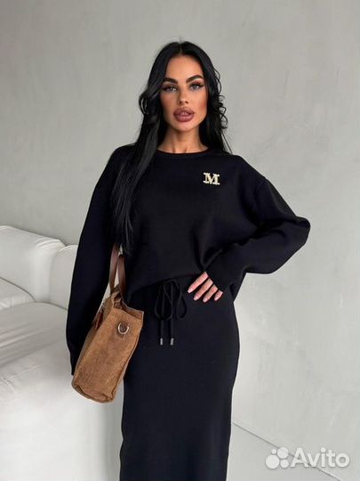 Костюм женский