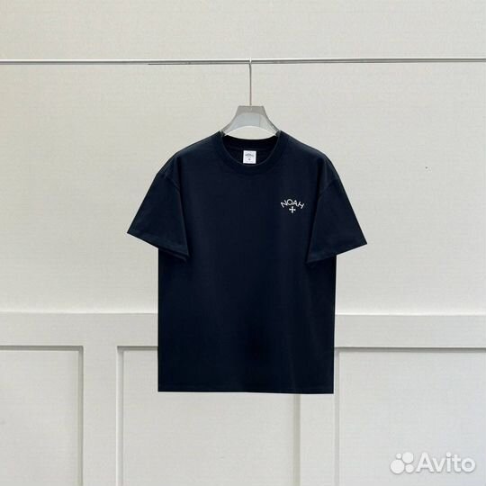 Футболка Noah