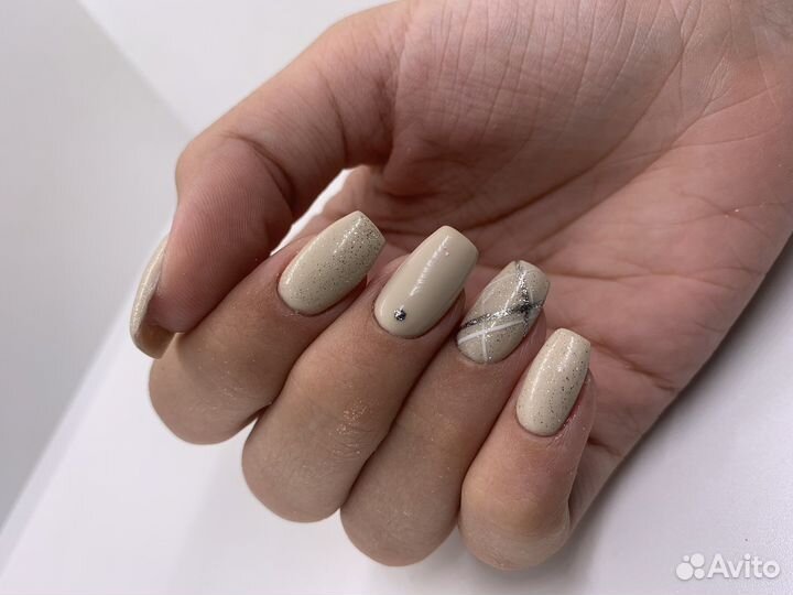 Маникюр, педикюр