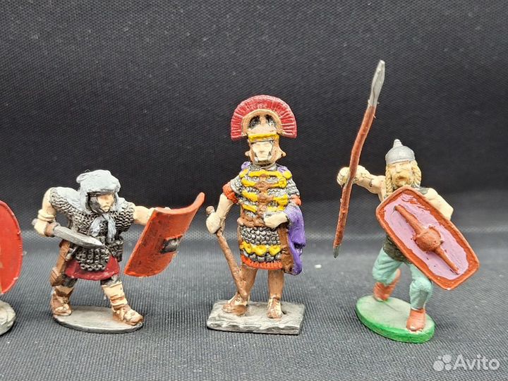 Солдаты набор 6 шт металл роспись Рыцари Киндер
