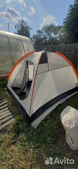 Палатка туристическая 2 местная бу