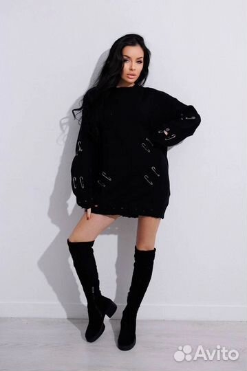 Трендовый свитер оверсайз