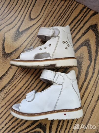 Ортопедические босоножки детские