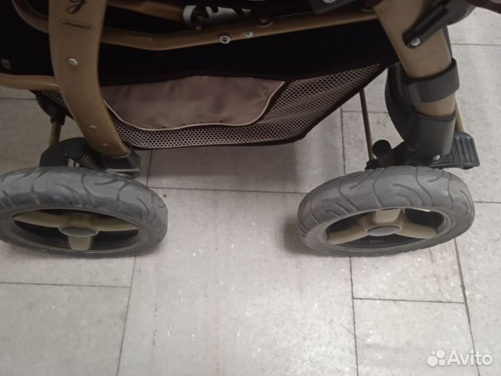 Прогулочная коляска Adamex Young 3 в1