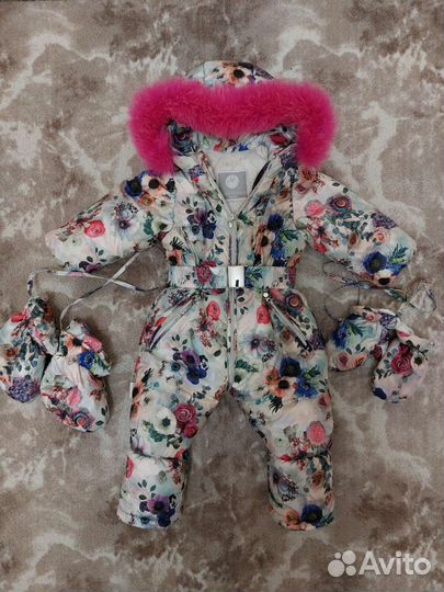 Зимний комбинезон для девочки