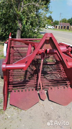 Копатель корнеплодов(картофелекопалка)
