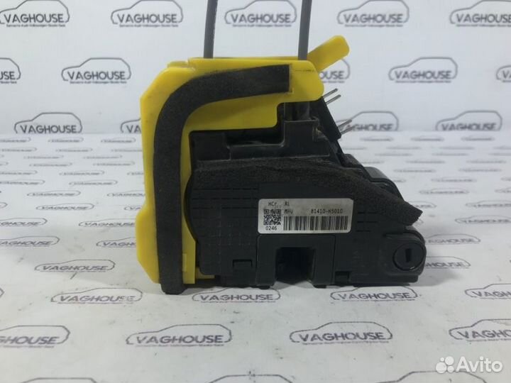 Замок двери задний левый Hyundai Solaris 1.4 G4LA