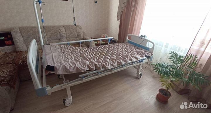 Кровать Barry медицинская для лежачих больных