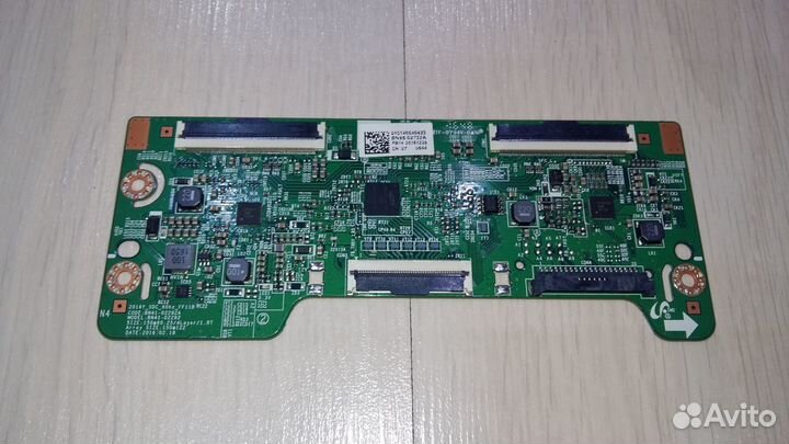 Монитор Samsung LC32F391FWI - разбор