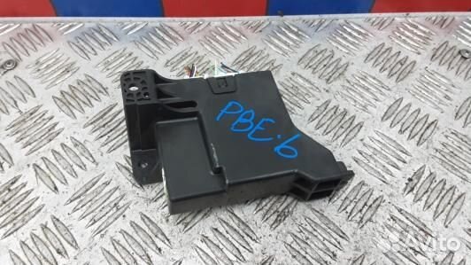 Блок управления toyota auris E150 (PBE06NC01)