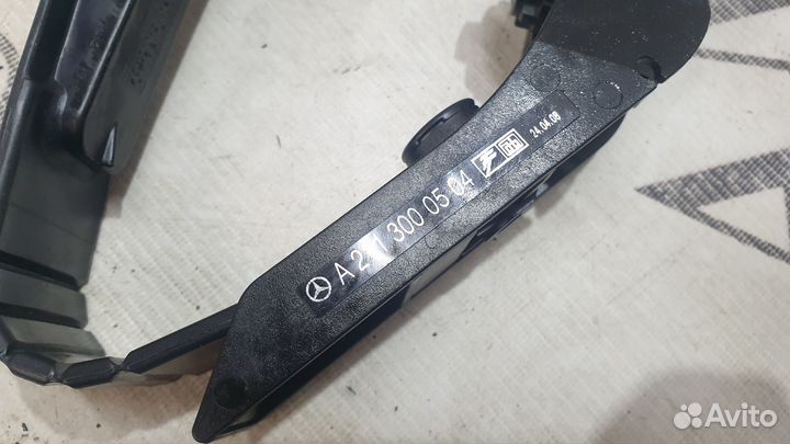 Педаль газа Mercedes-Benz W211