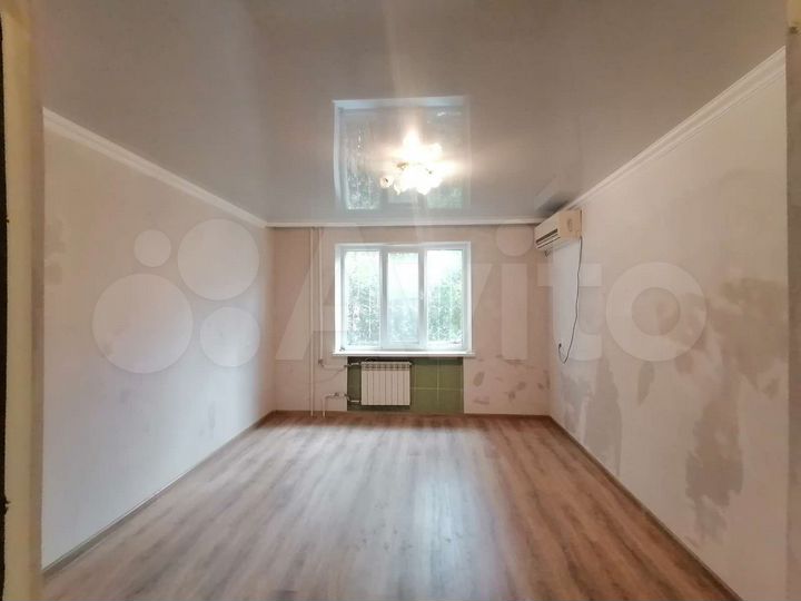 2-к. квартира, 60 м², 1/5 эт.