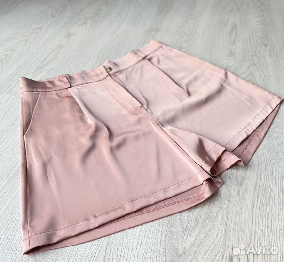 Костюм женский рубашка и шорты 50 размер