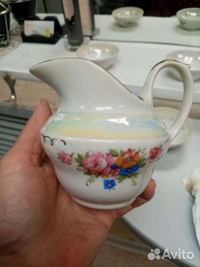 Молочник и вазочки для варенья