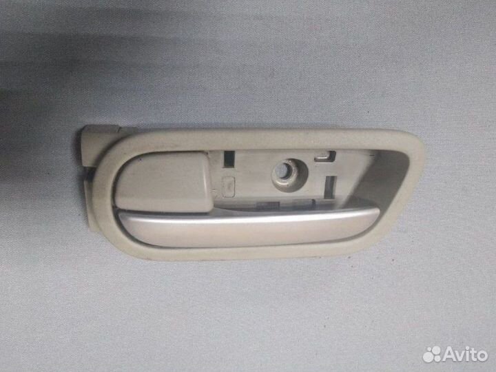 Ручка двери внутренняя левая Mazda Сх 9 2007-2016