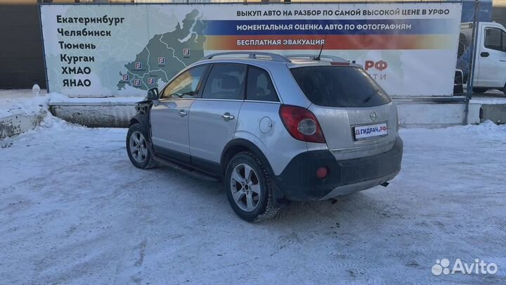 Фонарь подсветки номера Opel Antara (C105) 9662706