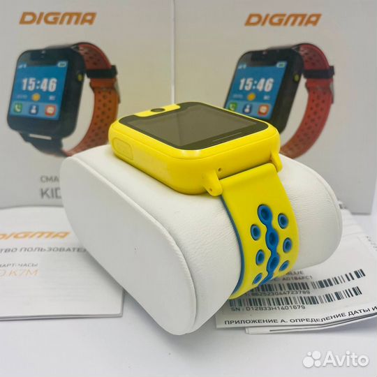 Смарт часы Digma Kid K7m Yellow/Blue