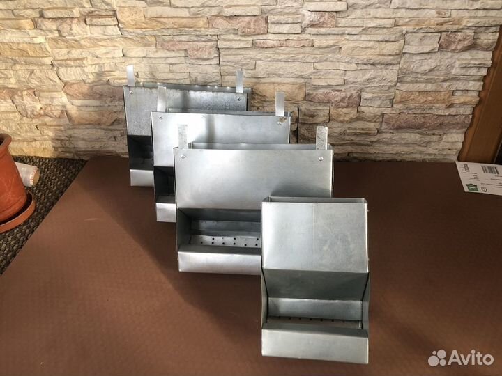 Кормушка для кроликов