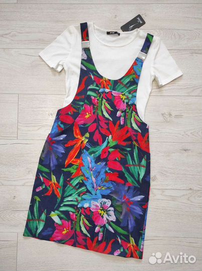 Новый комплект (сарафан+футболка) размер 44