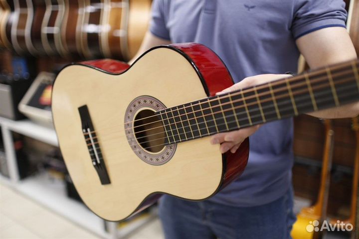 Классическая гитара Belucci + Аксессуары