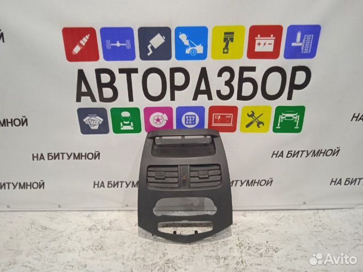 Центральный дефлектор Chevrolet Spark M300