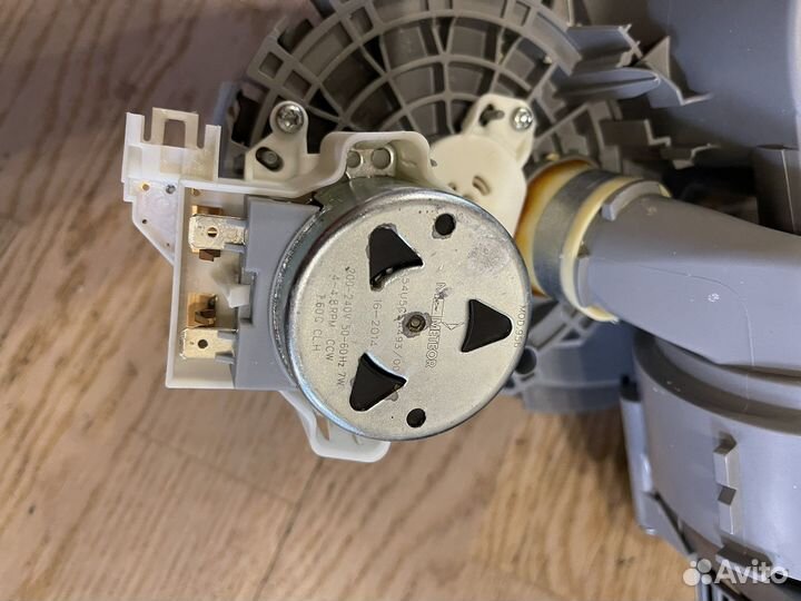 Насос рециркуляционный в сборе 9001.140.127