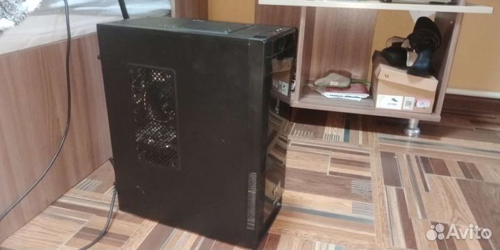 Компьютер(i5 4440, GTX660 2Гб, ram 8Гб, ssd 128Гб)